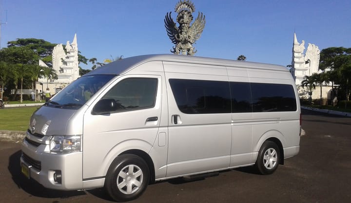Navigating Logistics and Van Rental for Tourism Groups in Bali and Manila